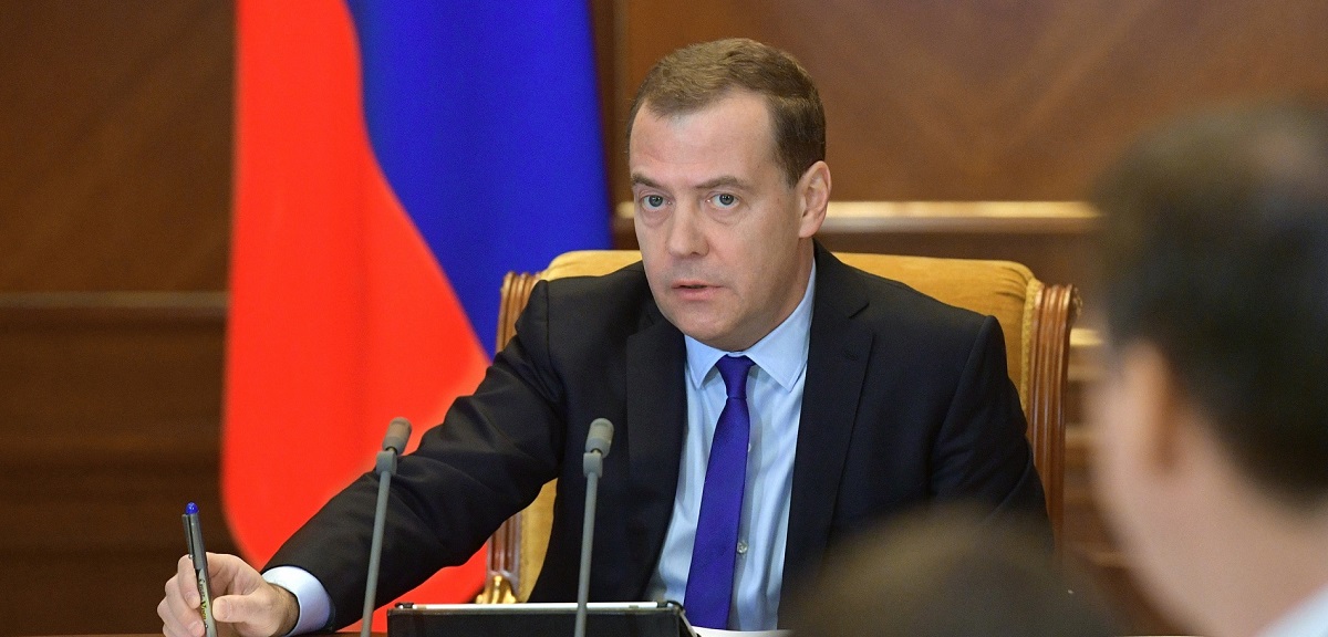 Медведев не видит смысла в регулировании криптовалют в РФ